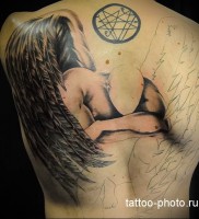 татуировка пентаграмма на спину