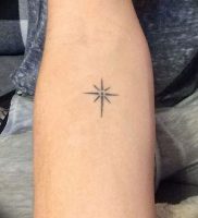 фото тату звезда от 14.11.2017 №008 — star tattoo — tattoo-photo.ru