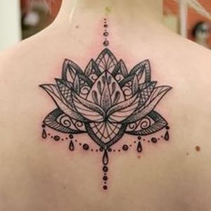 фото тату лилия от 19.11.2017 №037 - tattoo lily - tattoo-photo.ru