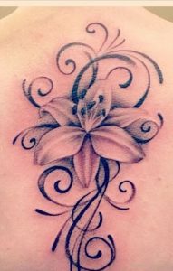 фото тату лилия от 19.11.2017 №088 - tattoo lily - tattoo-photo.ru