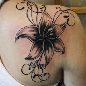 фото тату лилия от 19.11.2017 №120 - tattoo lily - tattoo-photo.ru