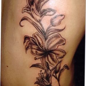 фото тату лилия от 19.11.2017 №124 - tattoo lily - tattoo-photo.ru