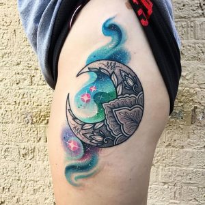 фото тату луна от 19.11.2017 №055 - tattoo moon - tattoo-photo.ru