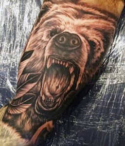 фото тату медведь от 17.11.2017 №103 - bear tattoo - tattoo-photo.ru