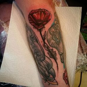 фото тату цветок Мак от 17.11.2017 №002 - tattoo flower mack - tattoo-photo.ru 1340123 2346353