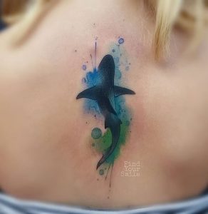 фото тату Акула от 15.11.2017 №020 - Shark Tattoo - tattoo-photo.ru
