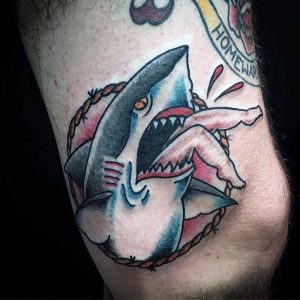 фото тату Акула от 15.11.2017 №064 - Shark Tattoo - tattoo-photo.ru