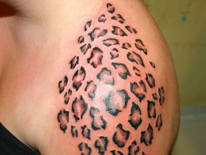 фото тату Леопард от 18.11.2017 №072 - tattoo Leopard - tattoo-photo.ru