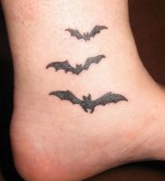 фото тату Летучая мышь от 19.11.2017 №007 — tattoo Bat — tattoo-photo.ru