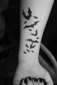 фото тату Летучая мышь от 19.11.2017 №011 - tattoo Bat - tattoo-photo.ru