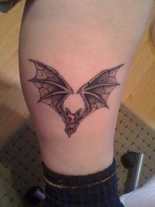 фото тату Летучая мышь от 19.11.2017 №024 - tattoo Bat - tattoo-photo.ru