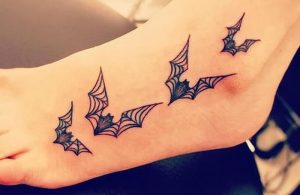 фото тату Летучая мышь от 19.11.2017 №046 - tattoo Bat - tattoo-photo.ru