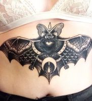 фото тату Летучая мышь от 19.11.2017 №072 — tattoo Bat — tattoo-photo.ru