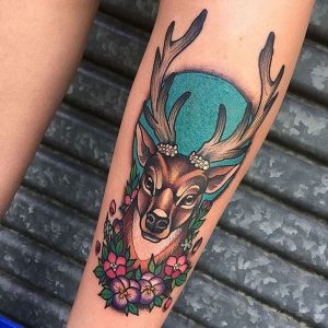 фото тату Олень от 15.11.2017 №009 - tattoo Deer - tattoo-photo.ru
