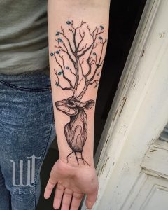 фото тату Олень от 15.11.2017 №057 - tattoo Deer - tattoo-photo.ru