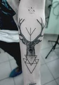 фото тату Олень от 15.11.2017 №071 - tattoo Deer - tattoo-photo.ru