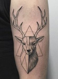 фото тату Олень от 15.11.2017 №077 - tattoo Deer - tattoo-photo.ru