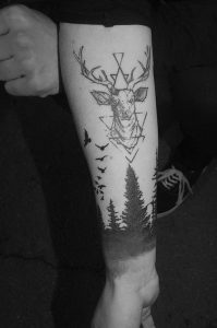 фото тату Олень от 15.11.2017 №089 - tattoo Deer - tattoo-photo.ru