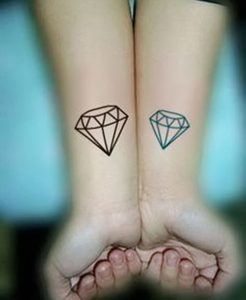 фото тату алмаз от 15.11.2017 №072 - tattoo diamond - tattoo-photo.ru