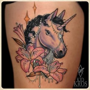 фото тату единорог от 14.11.2017 №008 - unicorn tattoo - tattoo-photo.ru