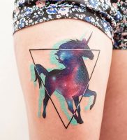 фото тату единорог от 14.11.2017 №012 — unicorn tattoo — tattoo-photo.ru