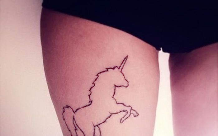 фото тату единорог от 14.11.2017 №056 - unicorn tattoo - tattoo-photo.ru