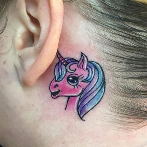 фото тату единорог от 14.11.2017 №061 - unicorn tattoo - tattoo-photo.ru
