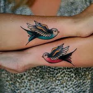 фото тату ласточка от 18.11.2017 №048 - tattoo swallow - tattoo-photo.ru