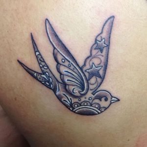 фото тату ласточка от 18.11.2017 №062 - tattoo swallow - tattoo-photo.ru