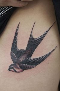 фото тату ласточка от 18.11.2017 №071 - tattoo swallow - tattoo-photo.ru