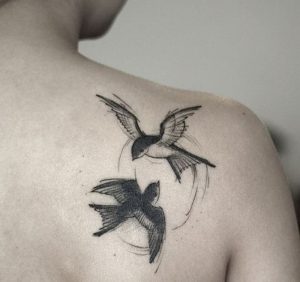 фото тату ласточка от 18.11.2017 №080 - tattoo swallow - tattoo-photo.ru