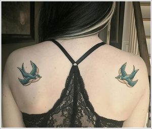 фото тату ласточка от 18.11.2017 №082 - tattoo swallow - tattoo-photo.ru