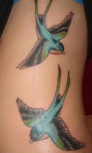 фото тату ласточка от 18.11.2017 №086 - tattoo swallow - tattoo-photo.ru