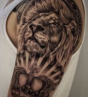 фото тату лев от 18.11.2017 №018 — tattoo lion — tattoo-photo.ru
