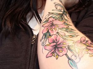 фото тату лилия от 19.11.2017 №098 - tattoo lily - tattoo-photo.ru