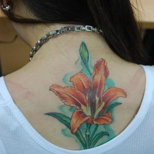 фото тату лилия от 19.11.2017 №118 - tattoo lily - tattoo-photo.ru