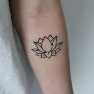 фото тату лотос от 19.11.2017 №020 - lotus tattoo - tattoo-photo.ru