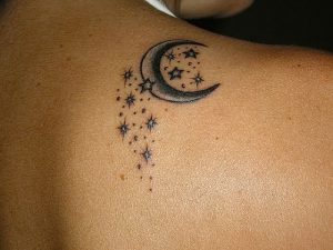 фото тату луна от 19.11.2017 №077 - tattoo moon - tattoo-photo.ru