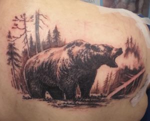 фото тату медведь от 17.11.2017 №062 - bear tattoo - tattoo-photo.ru