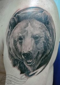 фото тату медведь от 17.11.2017 №065 - bear tattoo - tattoo-photo.ru