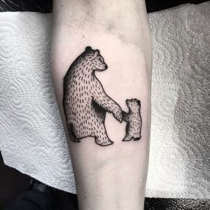 фото тату медведь от 17.11.2017 №071 - bear tattoo - tattoo-photo.ru