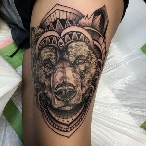 фото тату медведь от 17.11.2017 №072 - bear tattoo - tattoo-photo.ru