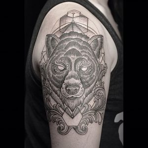 фото тату медведь от 17.11.2017 №078 - bear tattoo - tattoo-photo.ru