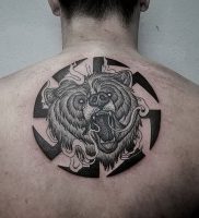 фото тату медведь от 17.11.2017 №092 — bear tattoo — tattoo-photo.ru