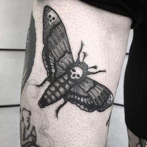 фото тату мотылек от 17.11.2017 №068 - moth tattoos - tattoo-photo.ru