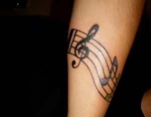 фото тату с нотами от 16.11.2017 №016 - tattoo with notes - tattoo-photo.ru