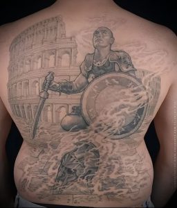 Гладиатор в татуировке для статьи про значение рисунка - 12