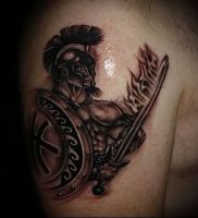 Гладиатор в татуировке для статьи про значение рисунка — 36