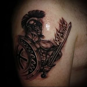 Гладиатор в татуировке для статьи про значение рисунка - 36