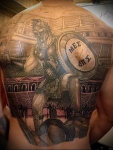 Гладиатор в татуировке для статьи про значение рисунка - 40
